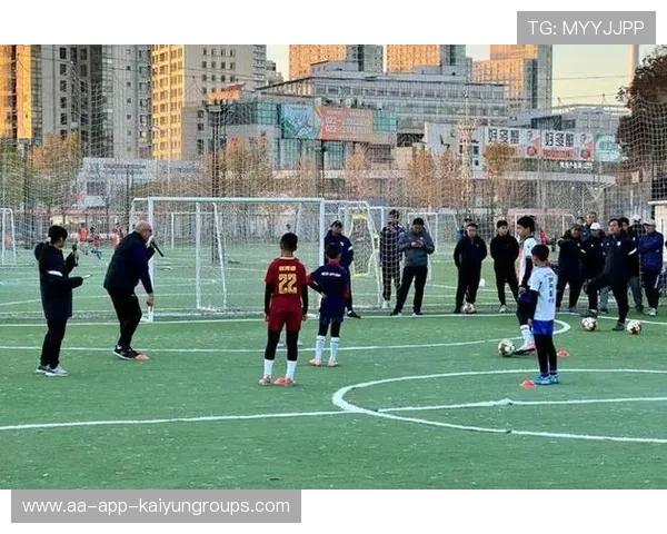 青训教练是否具备国际执教视野，青训足球教练员的职责