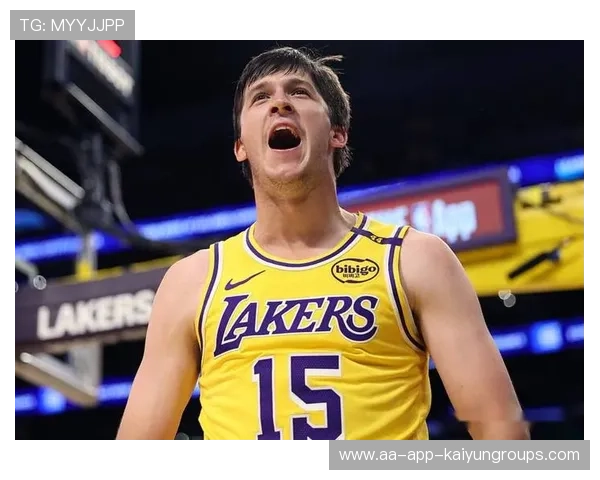 湖人里夫斯突破造杀伤，罚球稳稳收分