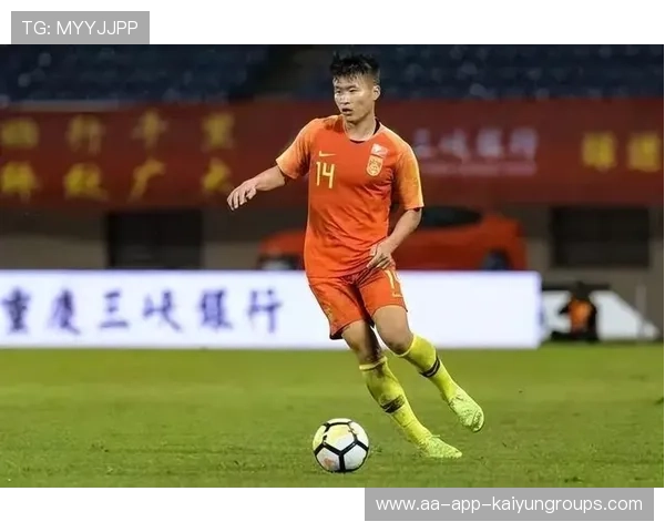 谢文能边路内切后斜传，助攻林良铭抢点成功